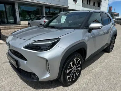 Toyota Yaris Cross Trend fwd 115cv e-cvt del 2022 usata a Modena