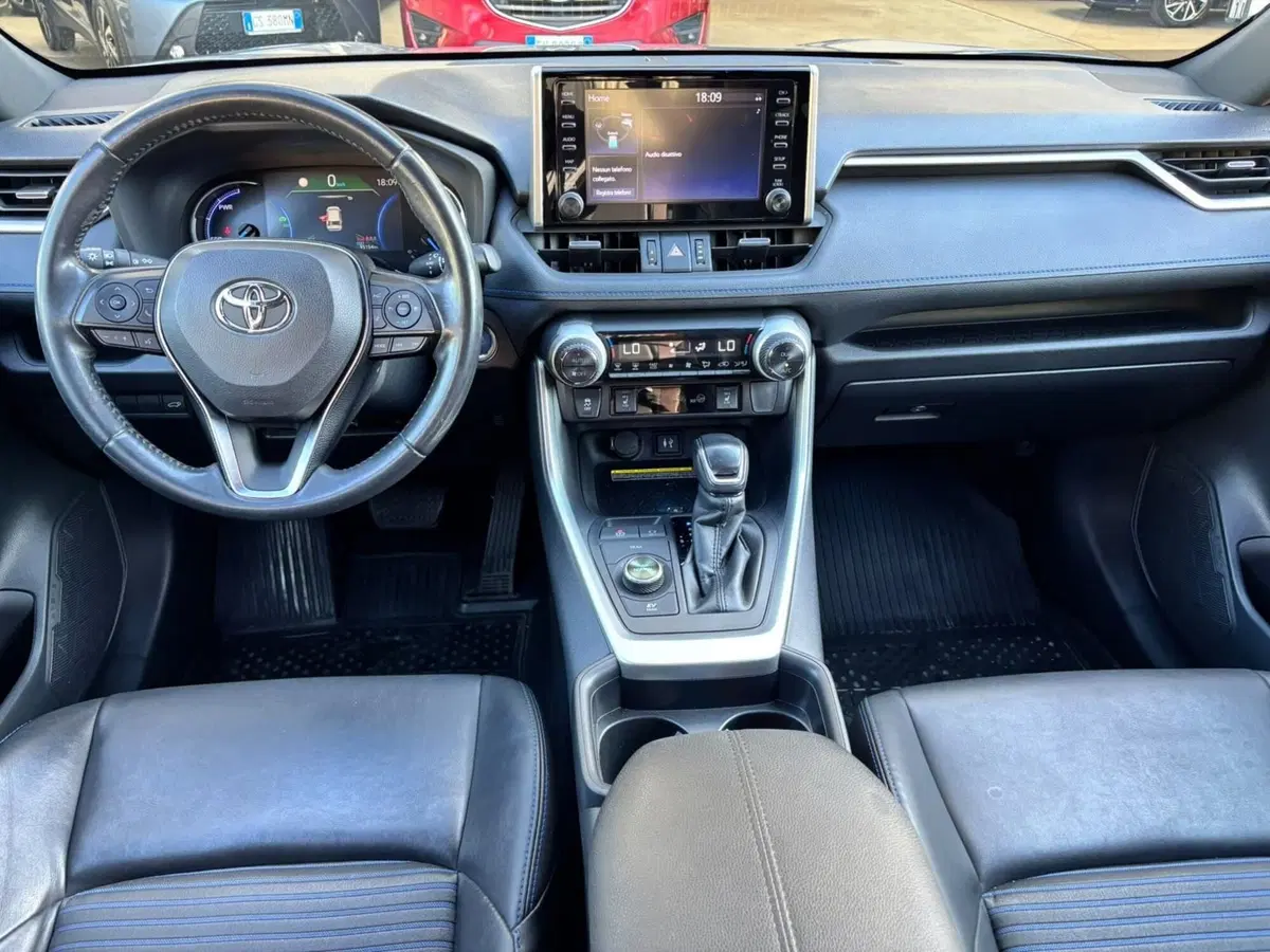Toyota Rav4 usata a Modena (13)