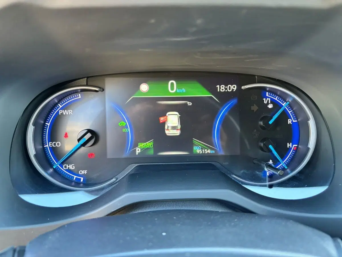 Toyota Rav4 usata a Modena (9)