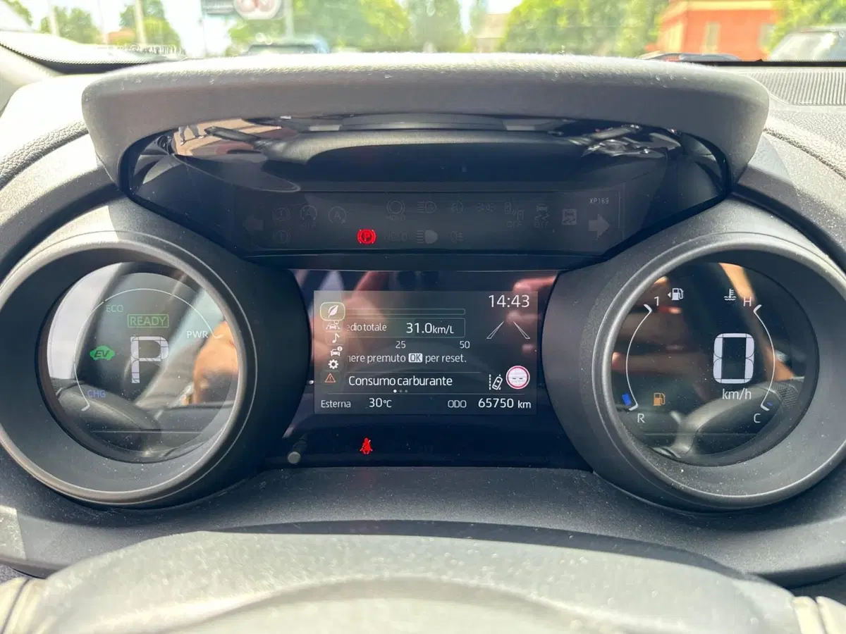 Toyota Yaris usata a Modena (10)
