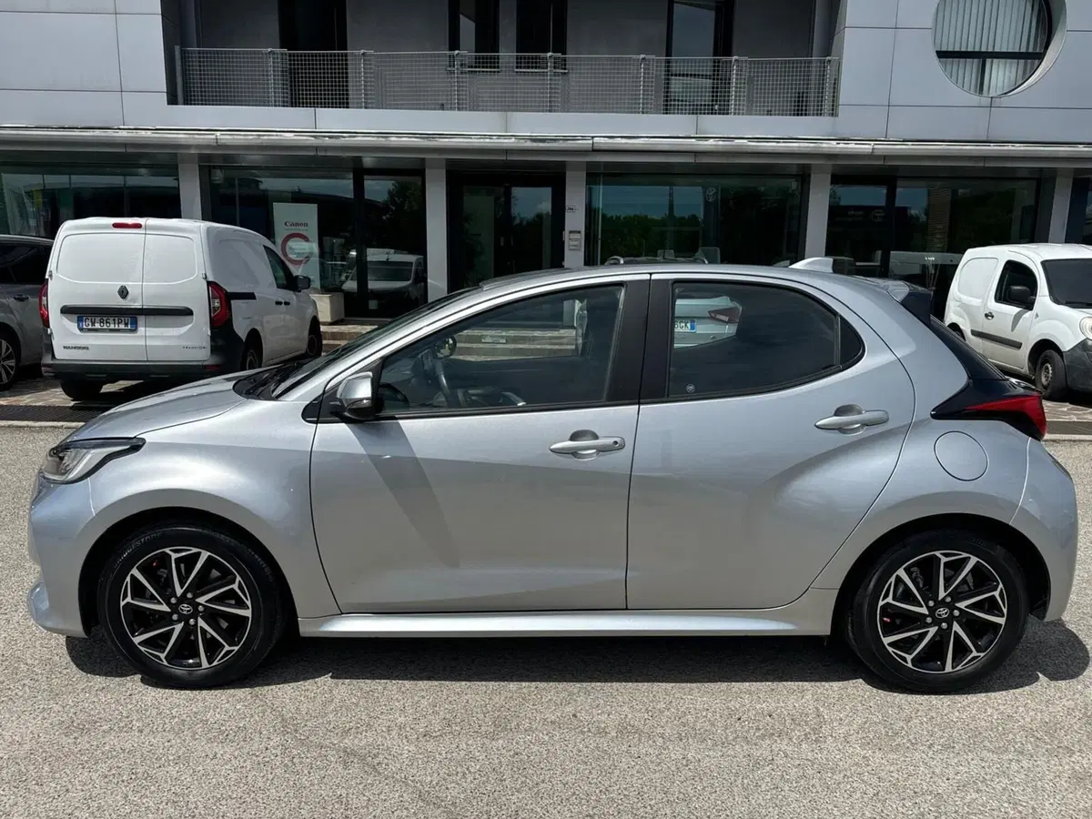 Toyota Yaris usata a Modena (9)
