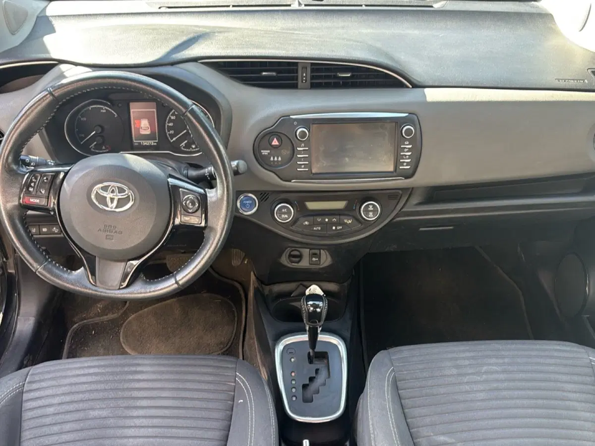 Toyota Yaris usata a Bologna (9)