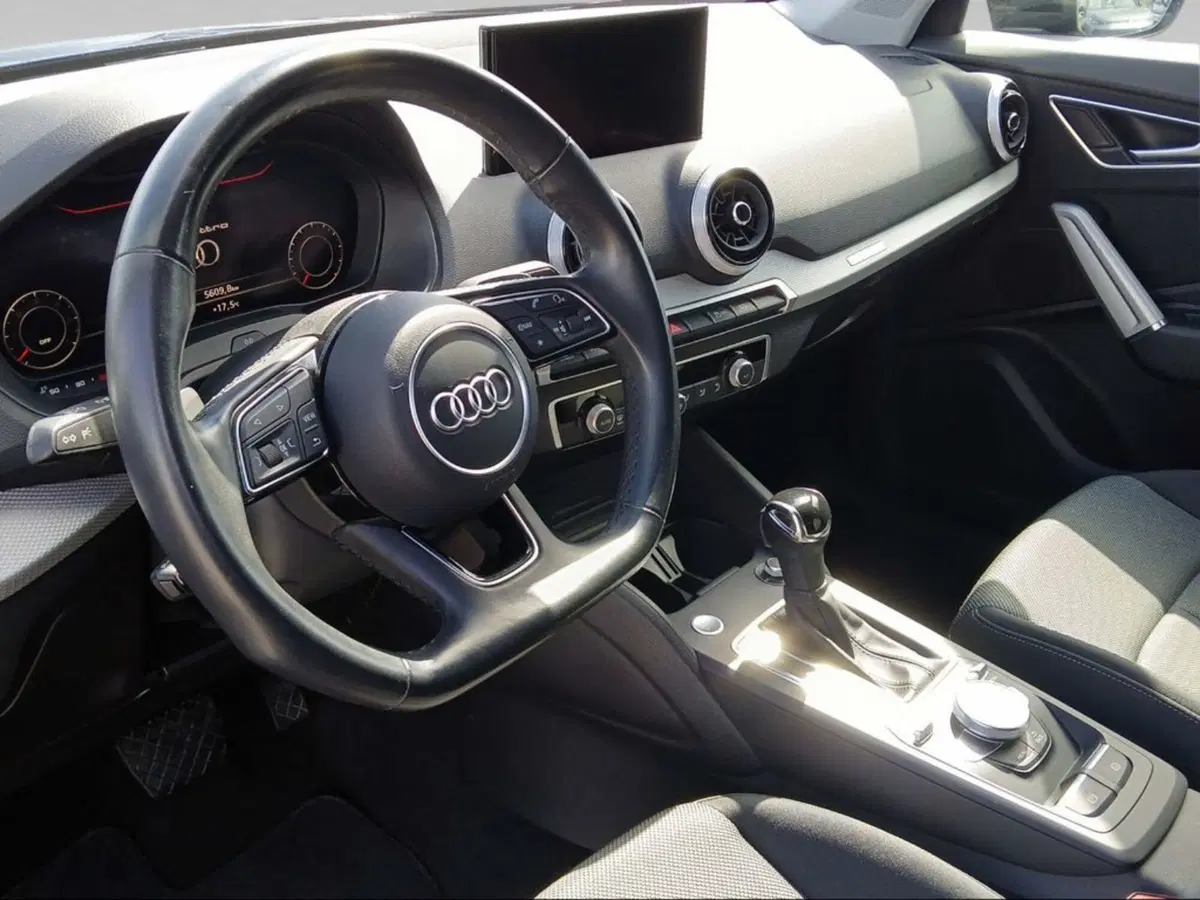 Audi Q2 usata a Pisa (13)