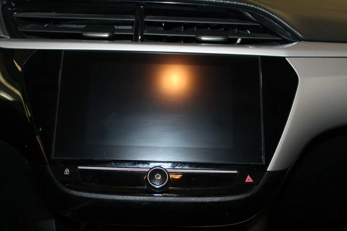 Opel Corsa usata a Cremona (12)