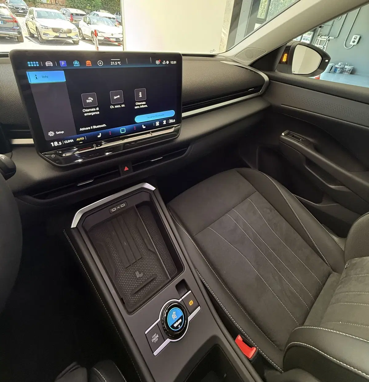 Volkswagen T-Roc usata a Parma (15)