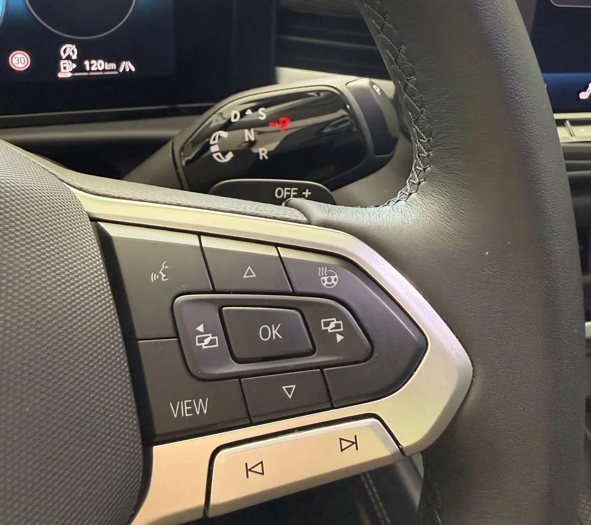 Volkswagen T-Roc usata a Parma (17)