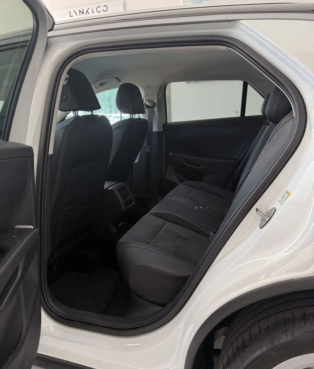 Volkswagen T-Roc usata a Parma (6)