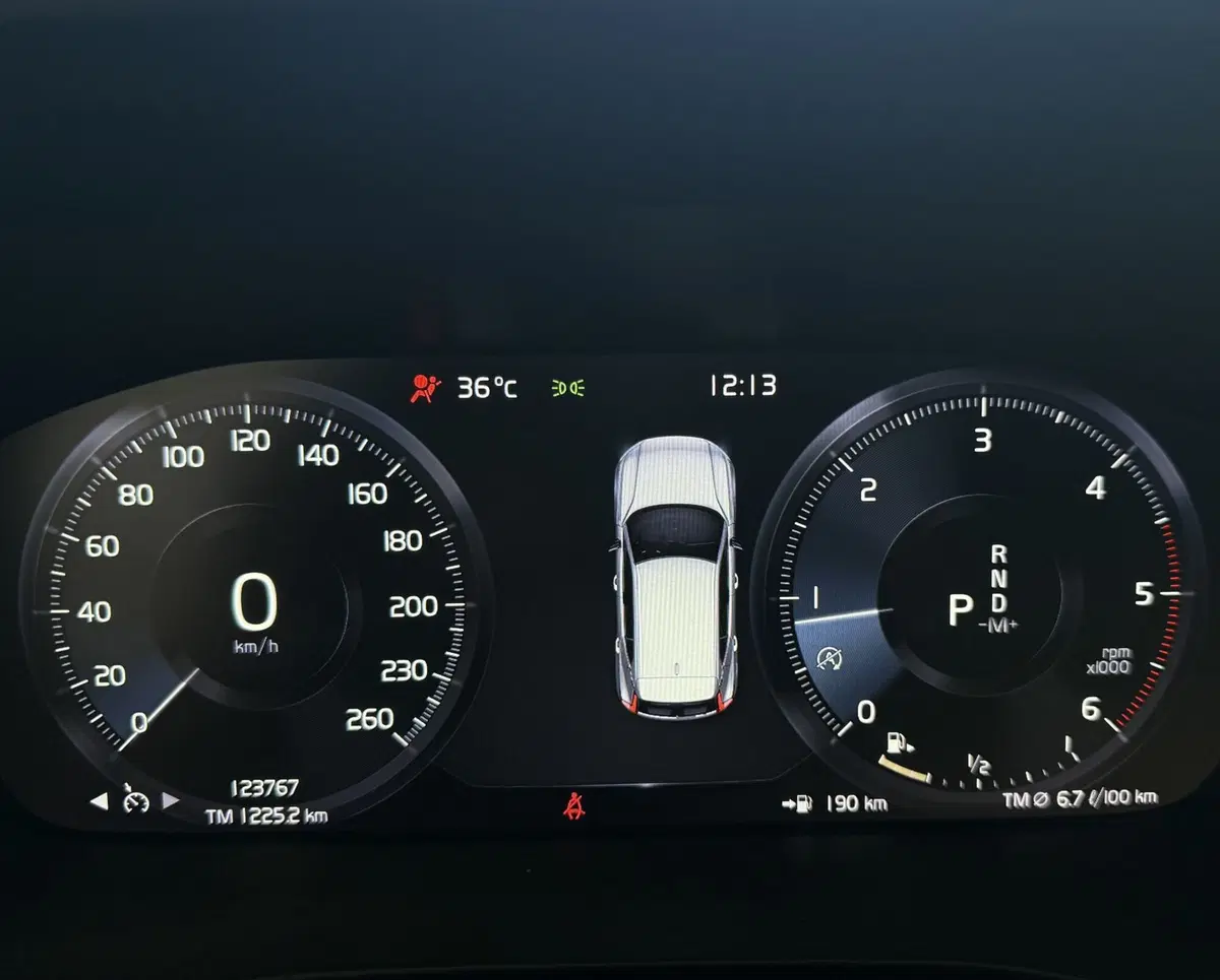 Volvo XC40 usata a Parma (4)