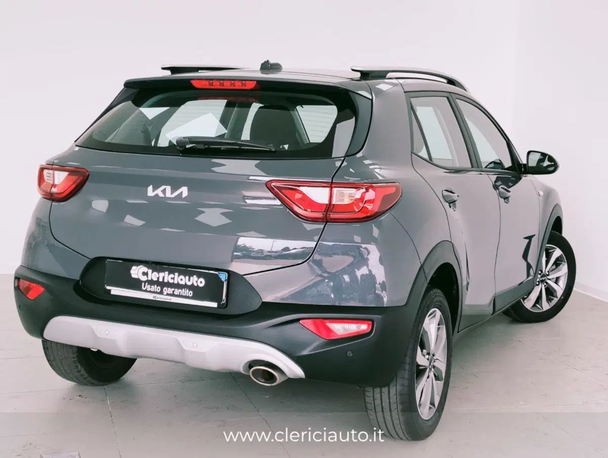 Kia Stonic usata a Como (2)