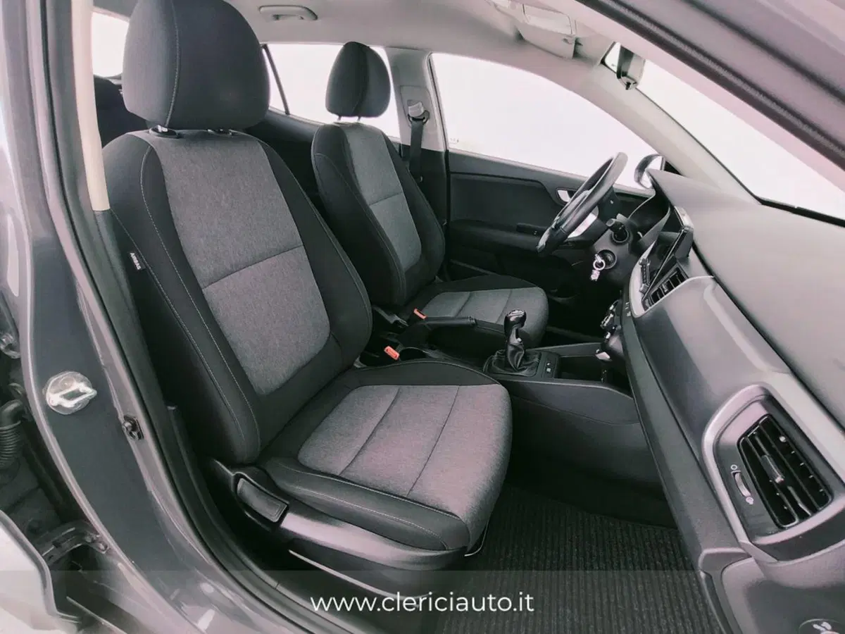 Kia Stonic usata a Como (3)