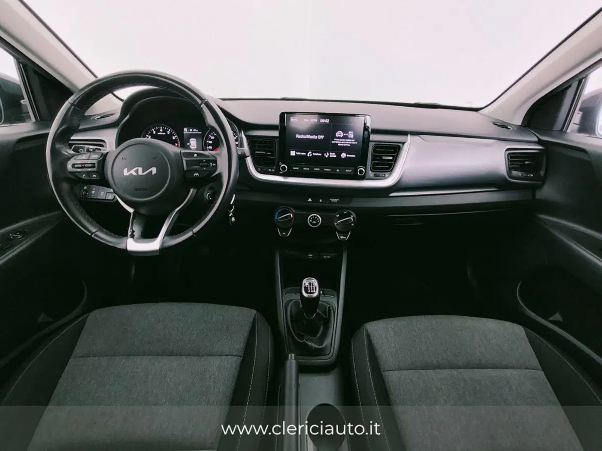 Kia Stonic usata a Como (4)