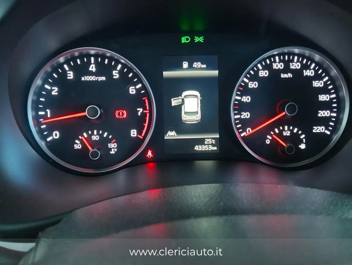 Kia Stonic usata a Como (11)