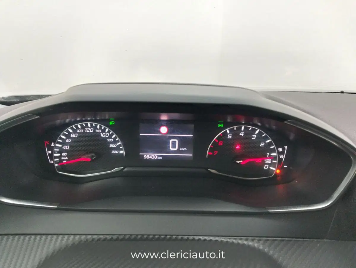 Peugeot 2008 usata a Como (12)