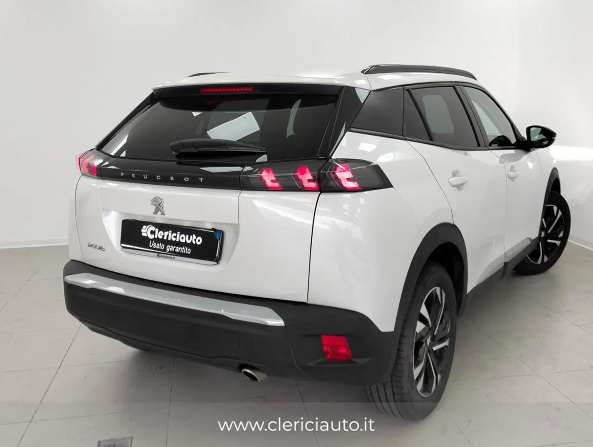 Peugeot 2008 usata a Como (2)