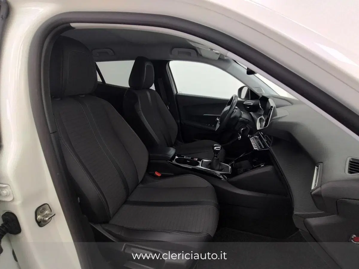 Peugeot 2008 usata a Como (3)