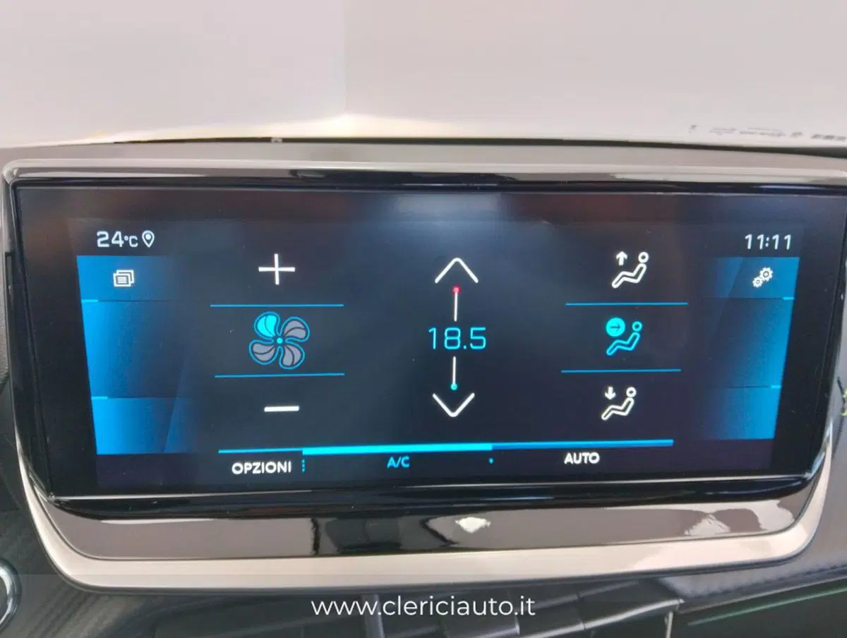 Peugeot 2008 usata a Como (12)