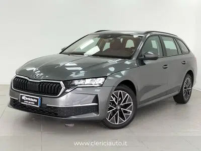 Skoda Octavia Station Wagon 2.0 tdi Selection 150cv dsg del 2025 usata a Lurate Caccivio