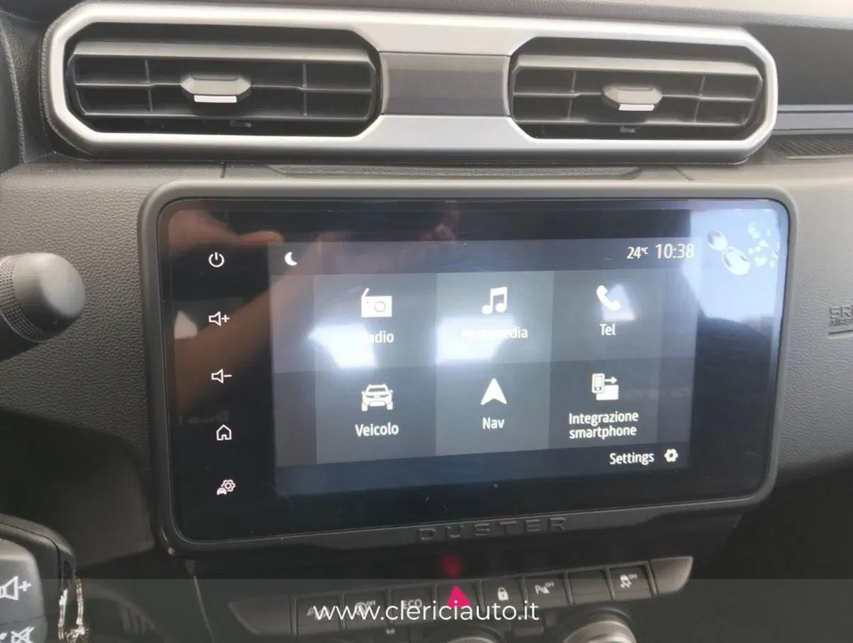 Dacia Duster usata a Como (11)