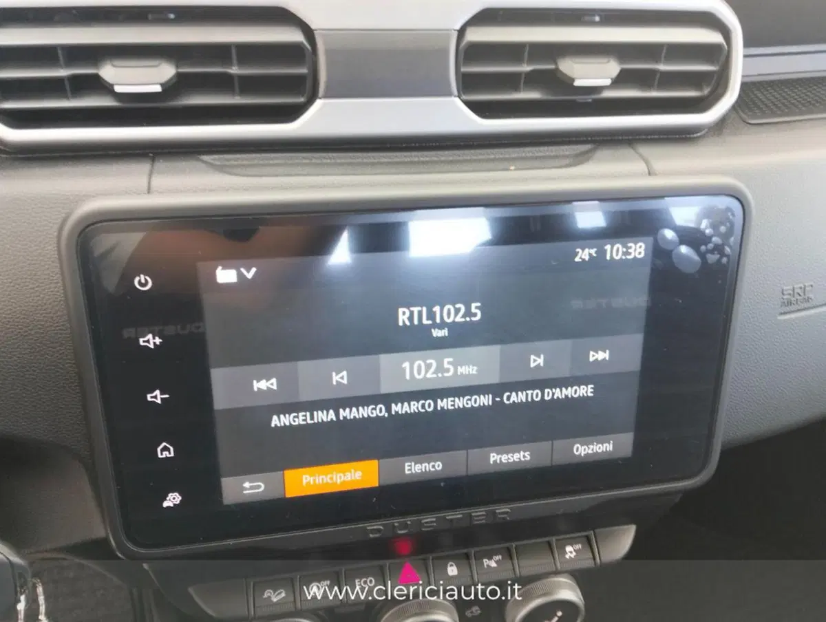 Dacia Duster usata a Como (12)