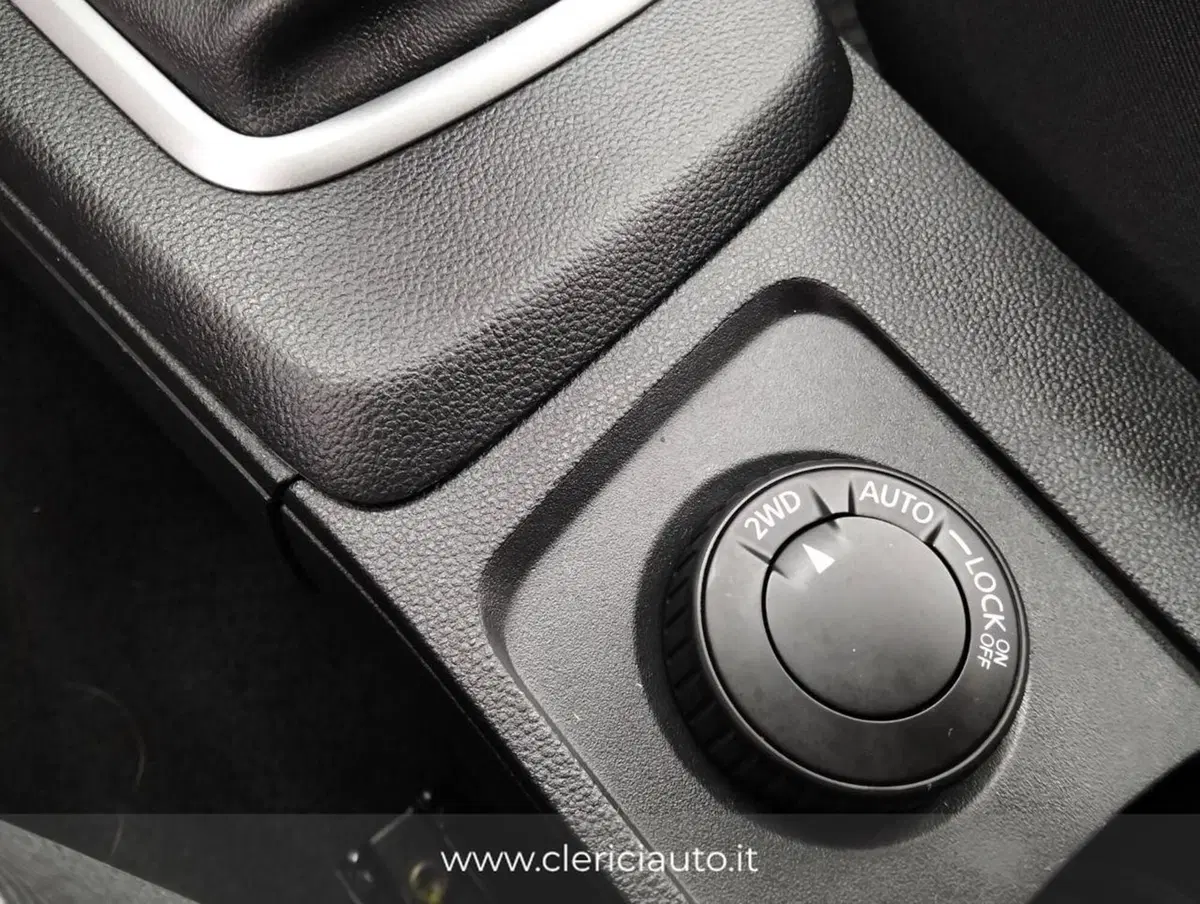 Dacia Duster usata a Como (13)