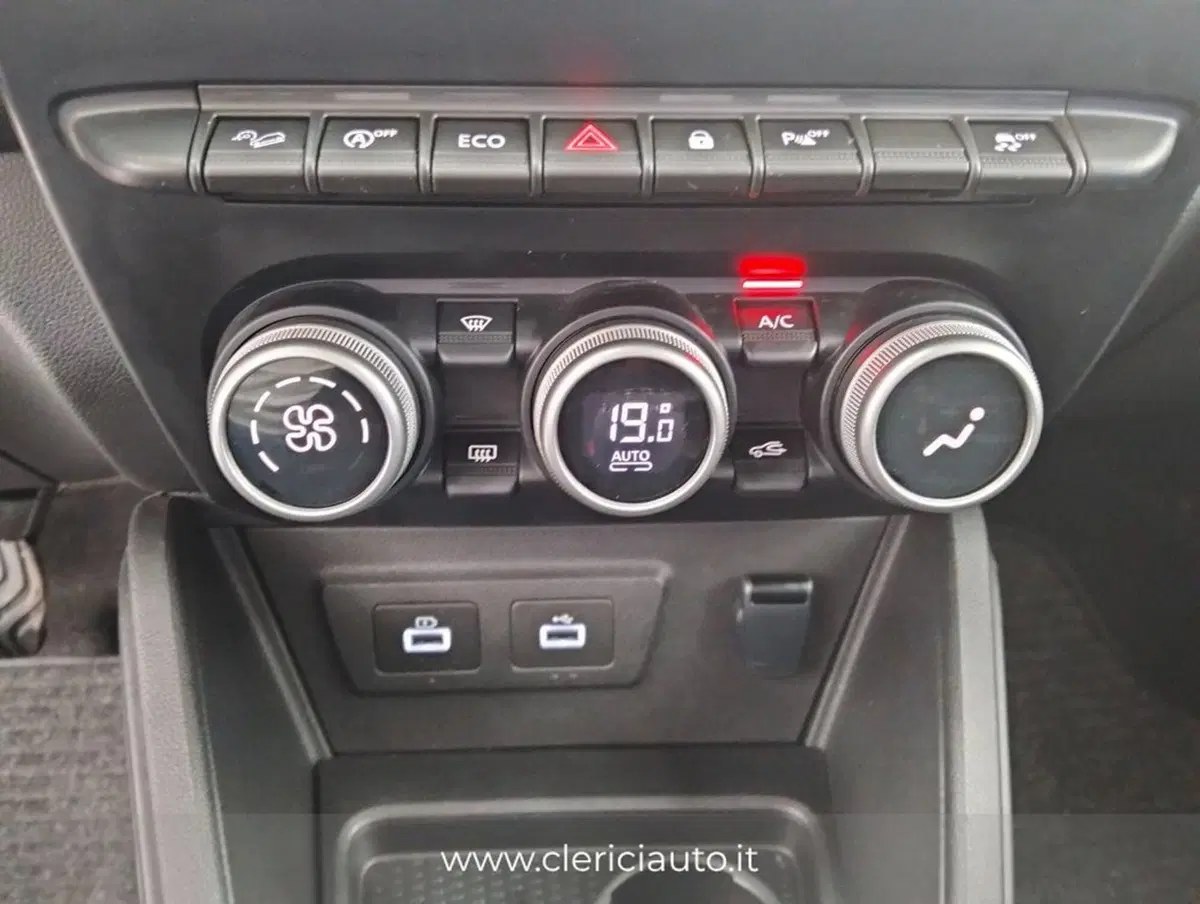 Dacia Duster usata a Como (14)