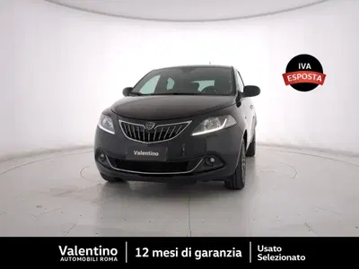 Lancia Ypsilon 1.0 FireFly 5 porte S&amp;S Hybrid Gold Plus del 2023 usata a Roma
