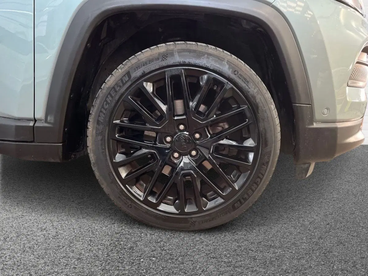 Jeep Compass usata a Bari (6)