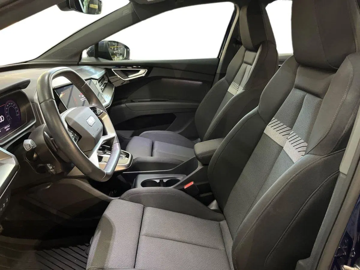 Audi Q4 usata a Bari (7)