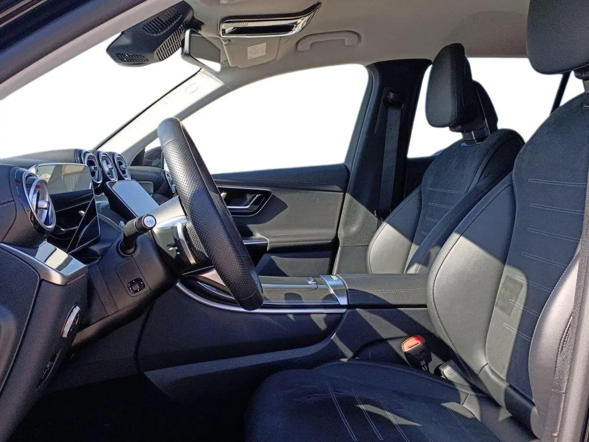 Mercedes-Benz GLC SUV usata a Bari (10)