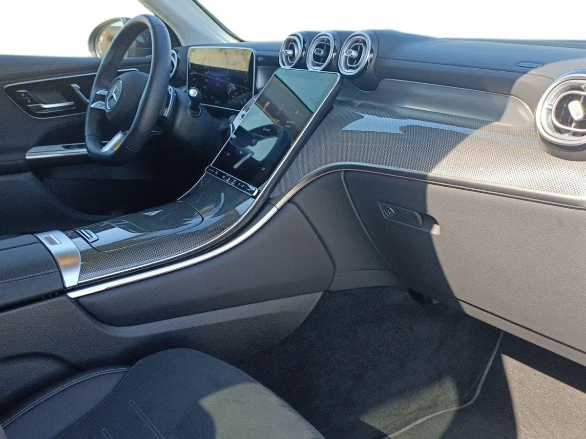 Mercedes-Benz GLC SUV usata a Bari (15)