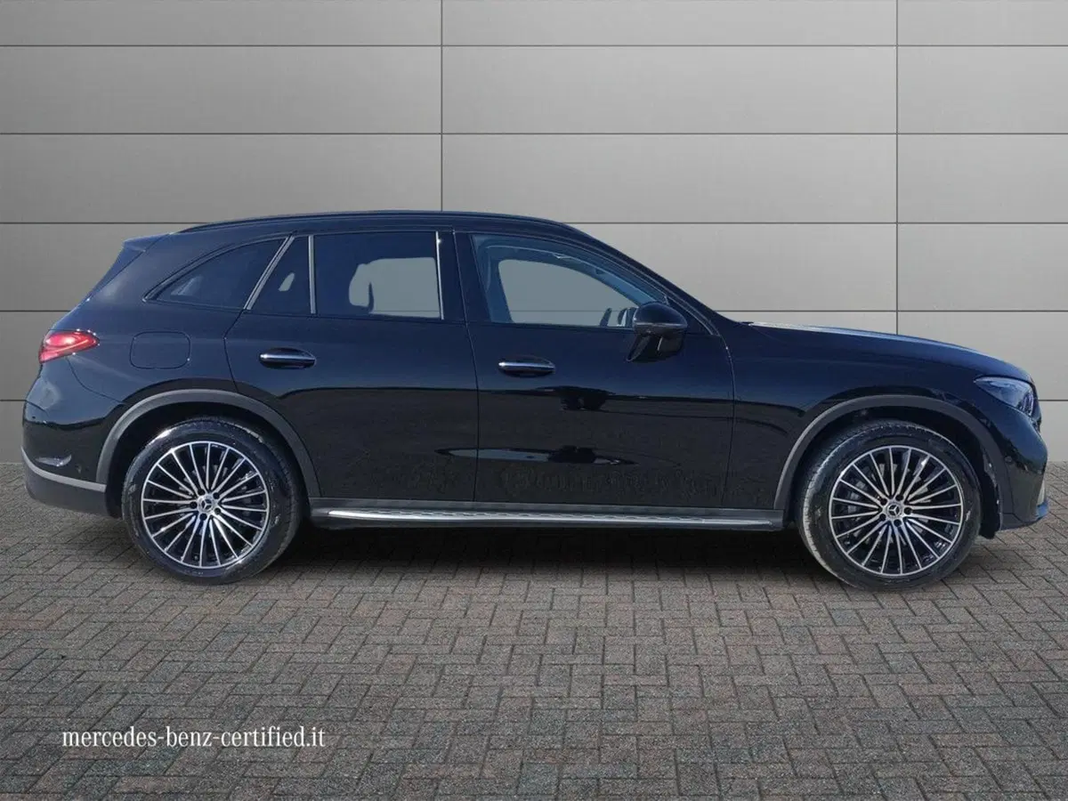 Mercedes-Benz GLC SUV usata a Bari (5)
