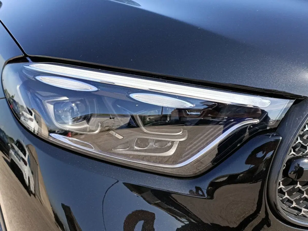 Mercedes-Benz GLC SUV usata a Bari (7)