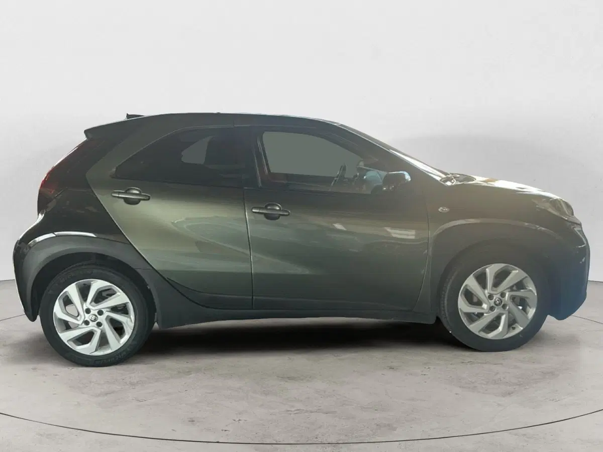 Toyota Aygo X usata a Napoli (4)