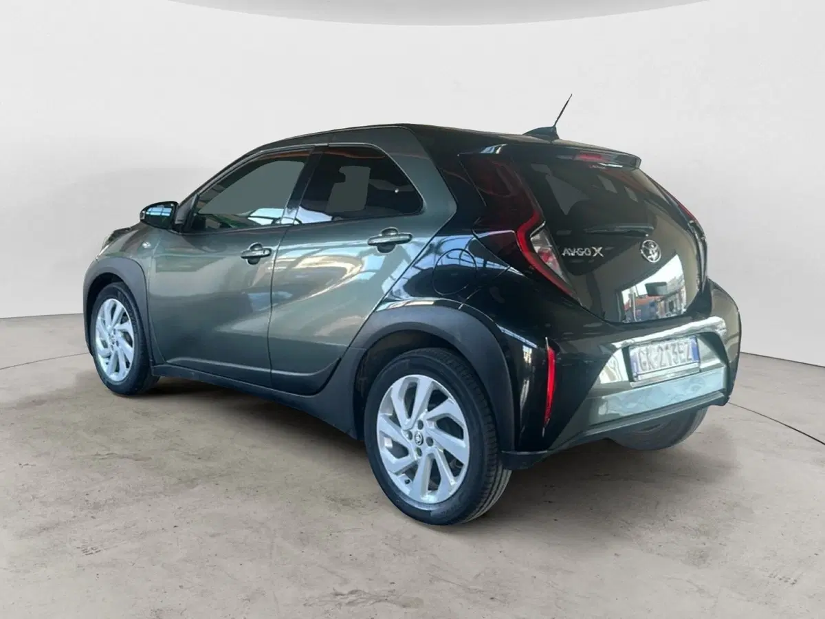 Toyota Aygo X usata a Napoli (7)