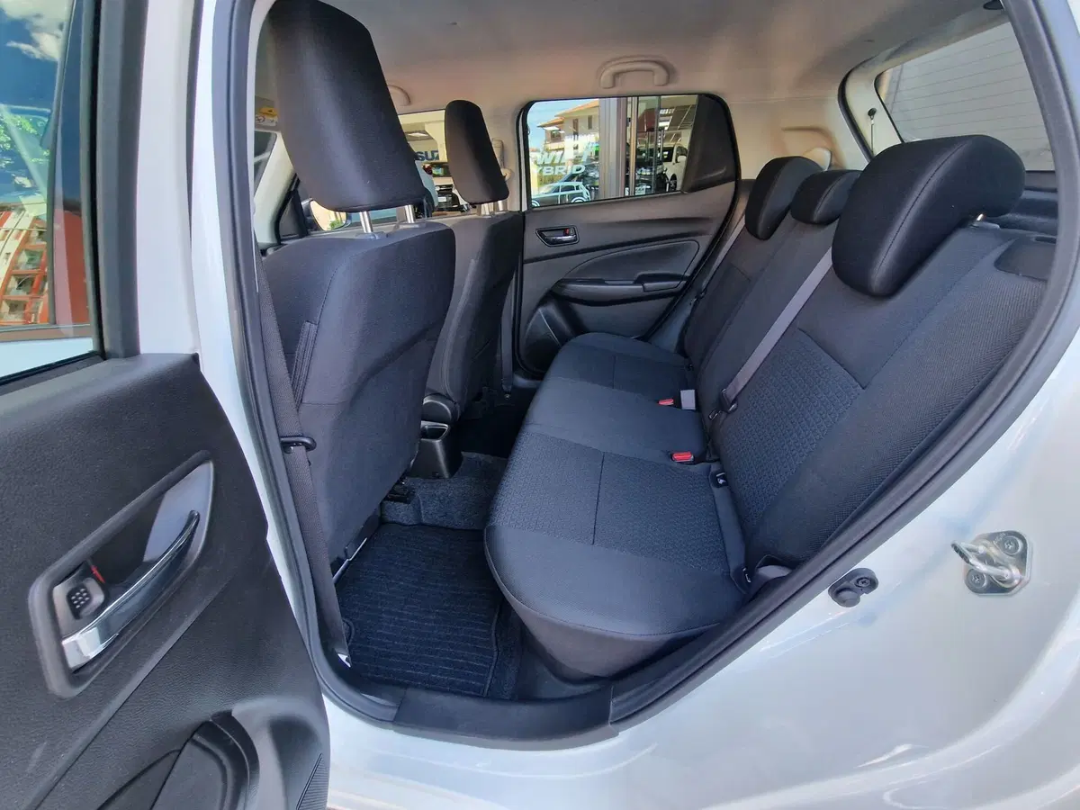 Suzuki Swift usata a Milano (7)