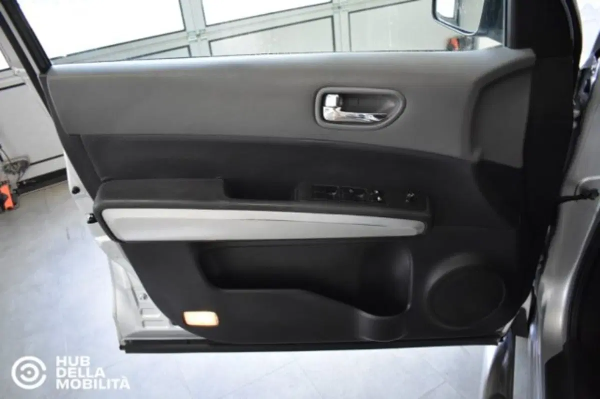 Nissan X-Trail usata a Perugia (7)