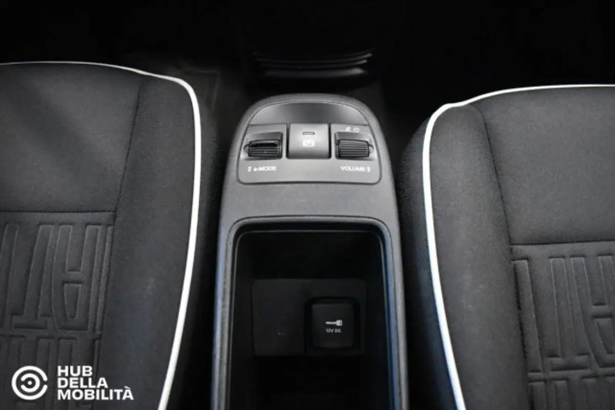 Fiat 500e usata a Perugia (11)