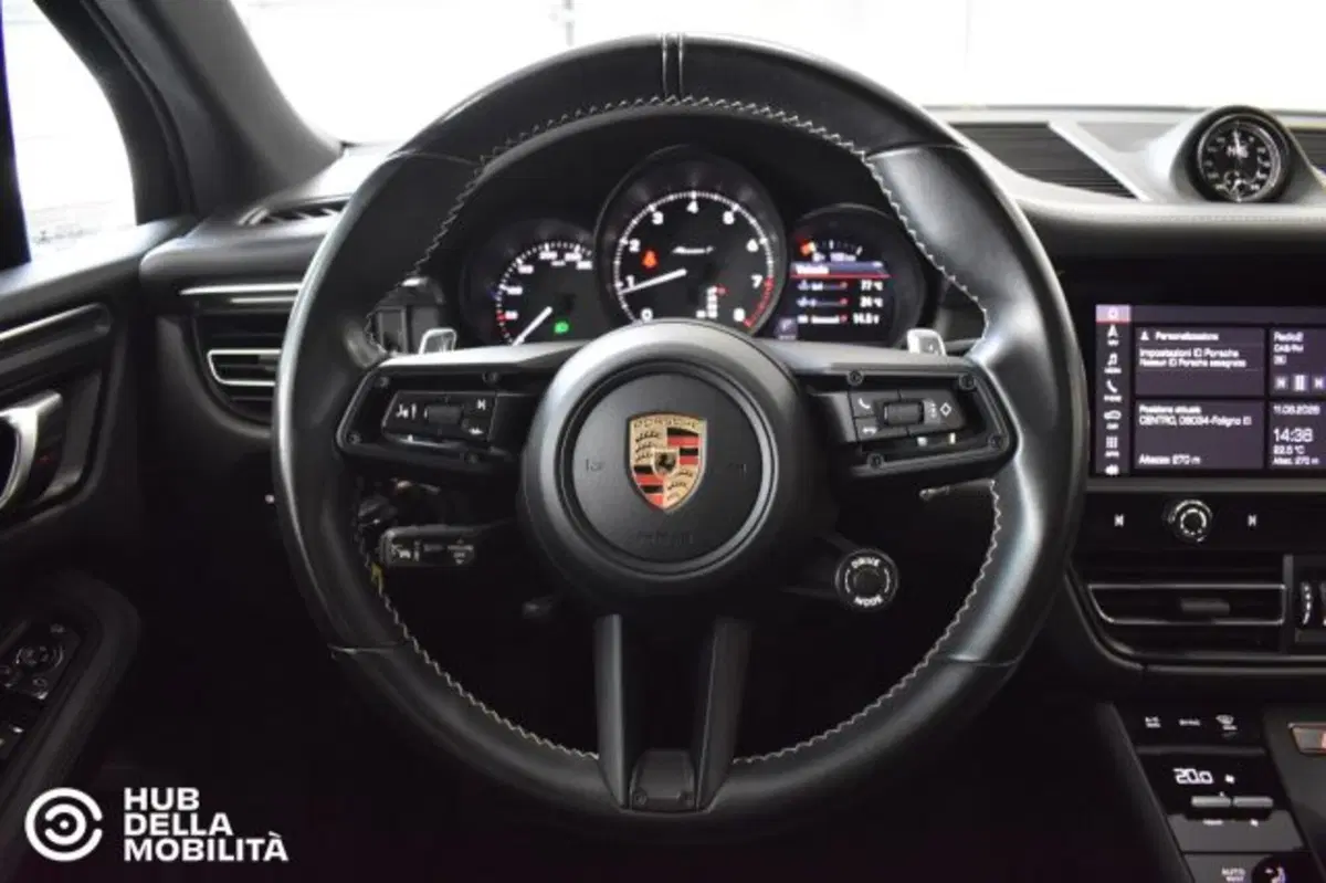 Porsche Macan usata a Perugia (9)