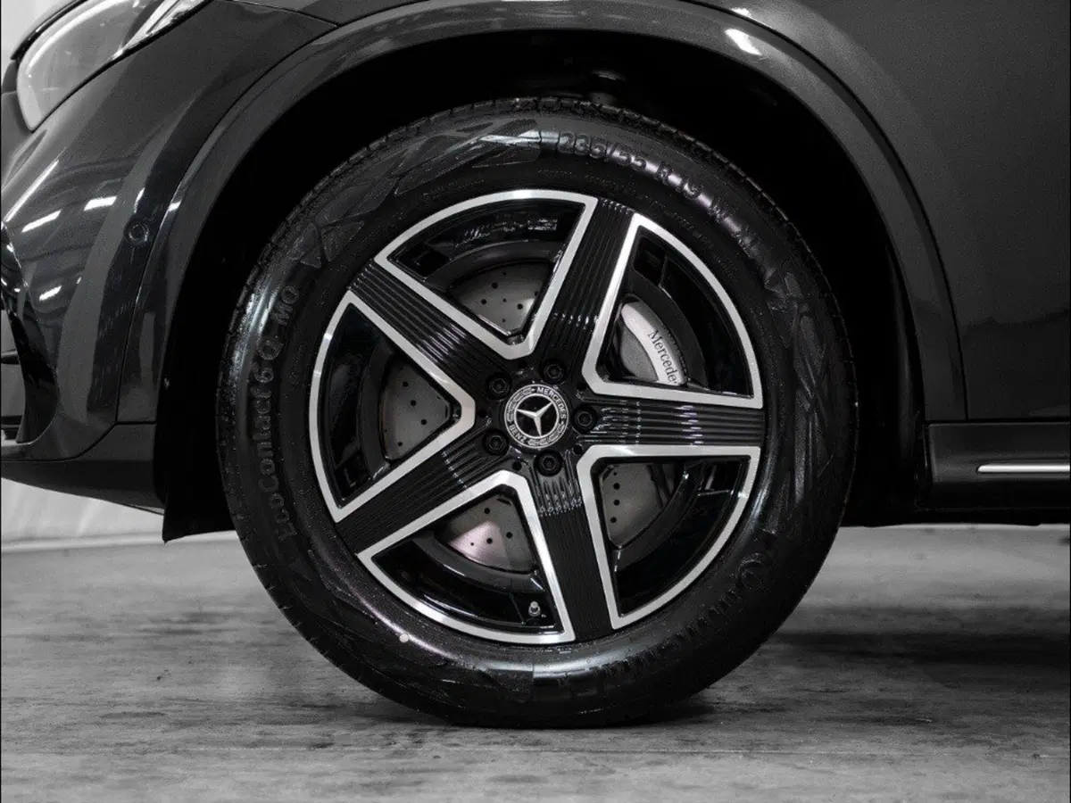 Mercedes-Benz GLC SUV nuova a Rimini (7)