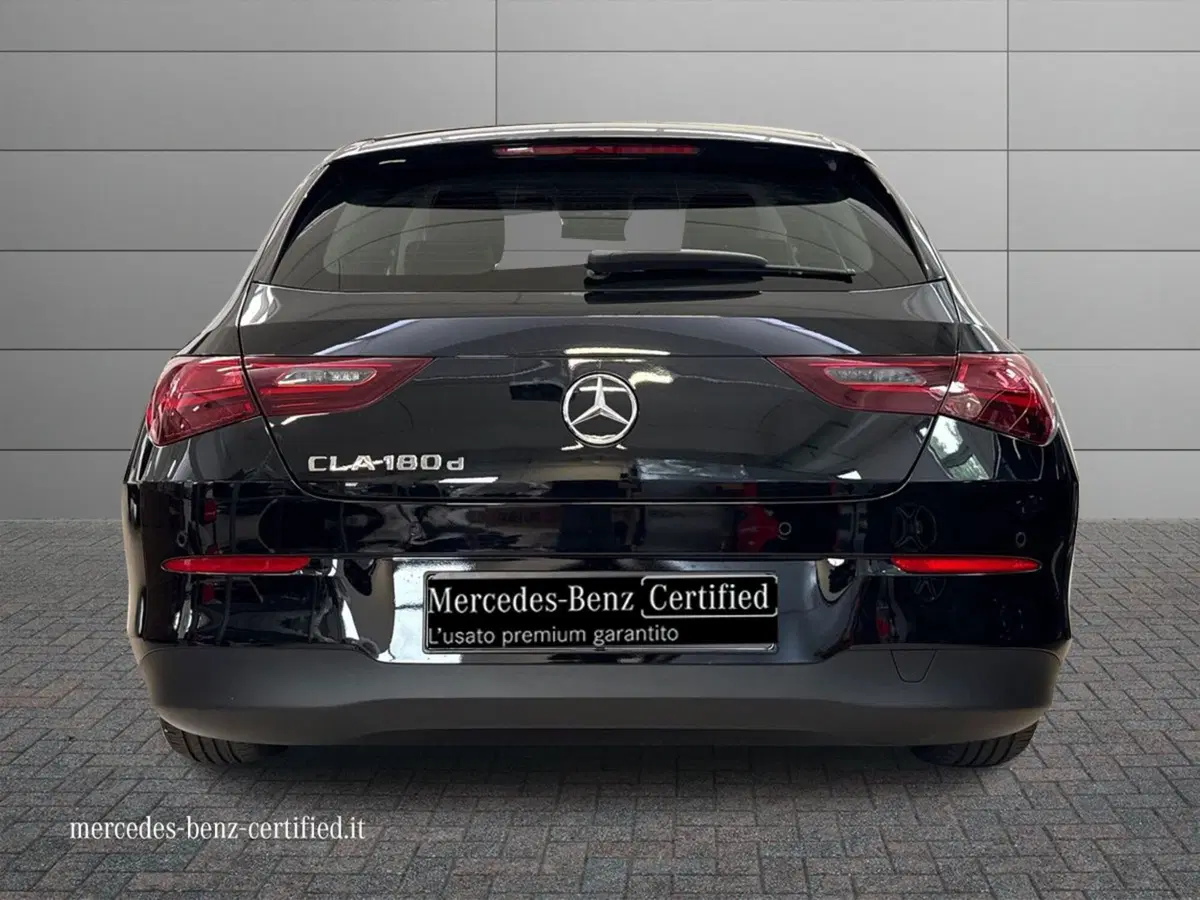 Mercedes-Benz CLA Shooting Brake usata a Rimini (4)