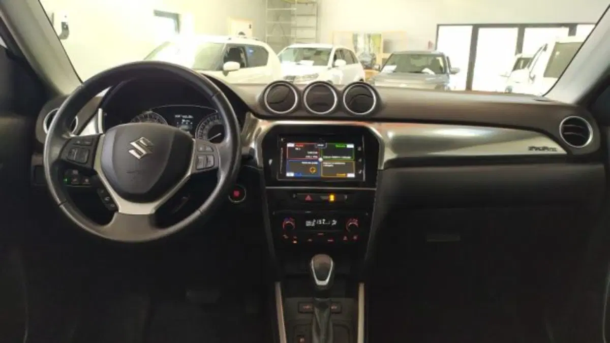 Suzuki Vitara usata a Trieste (9)