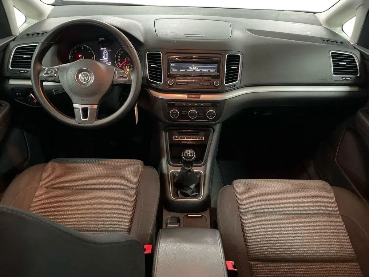 Volkswagen Sharan usata a Ancona (10)