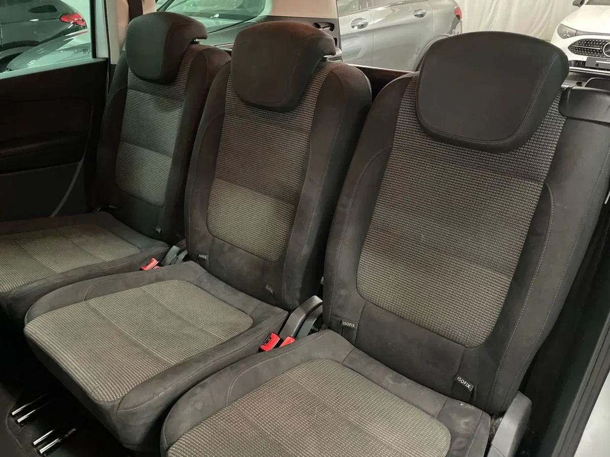 Volkswagen Sharan usata a Ancona (13)