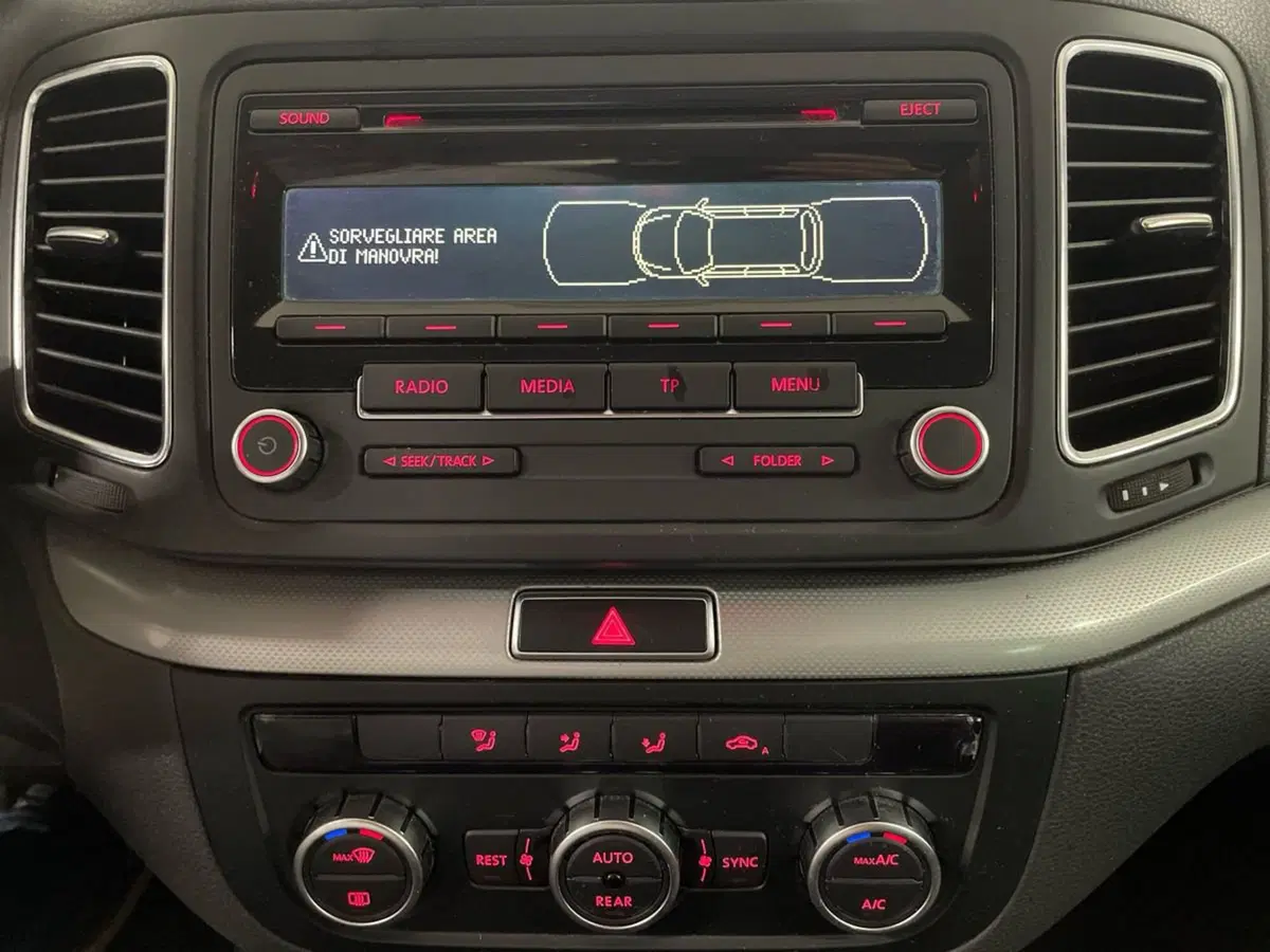 Volkswagen Sharan usata a Ancona (18)