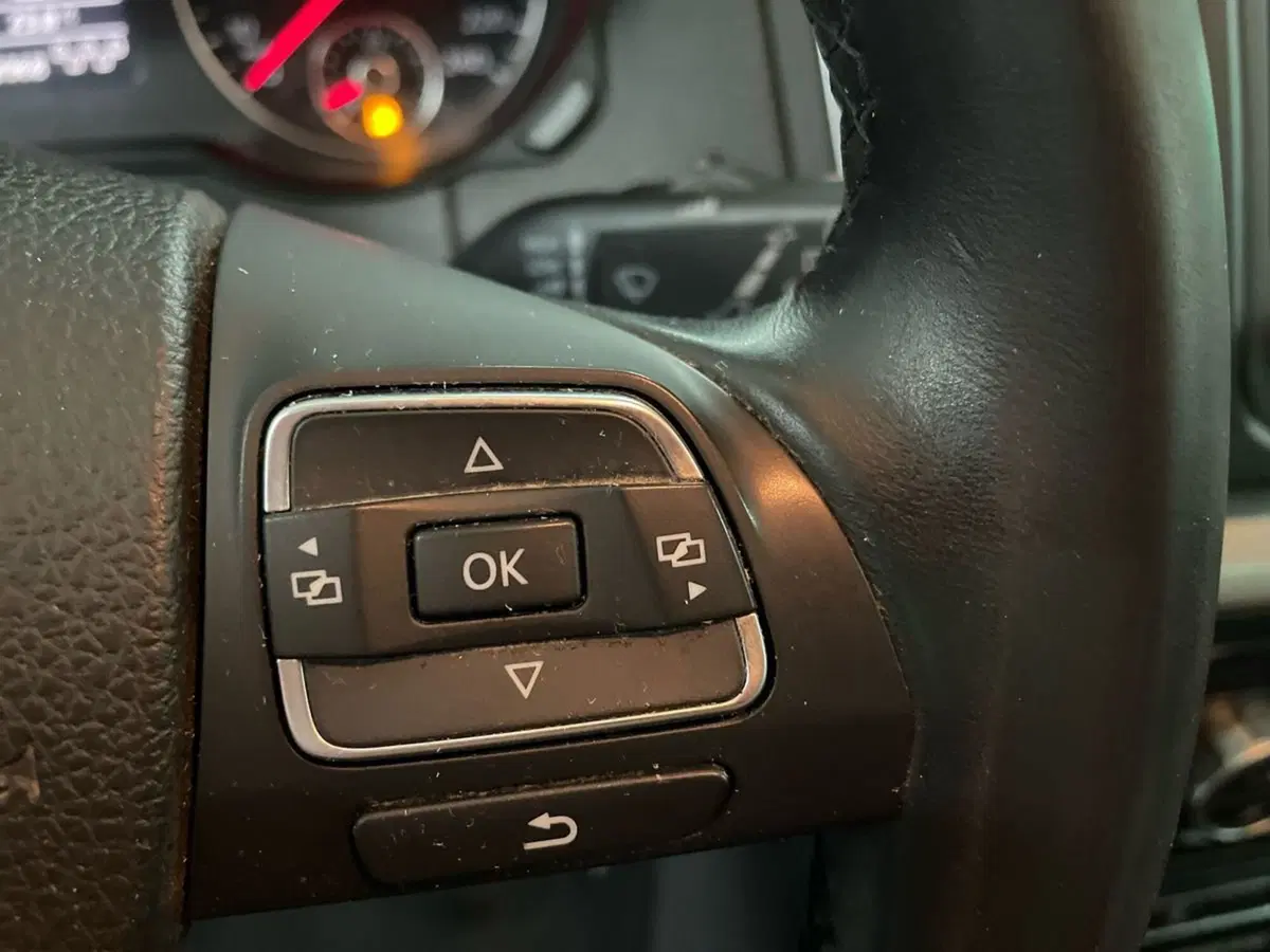Volkswagen Sharan usata a Ancona (19)