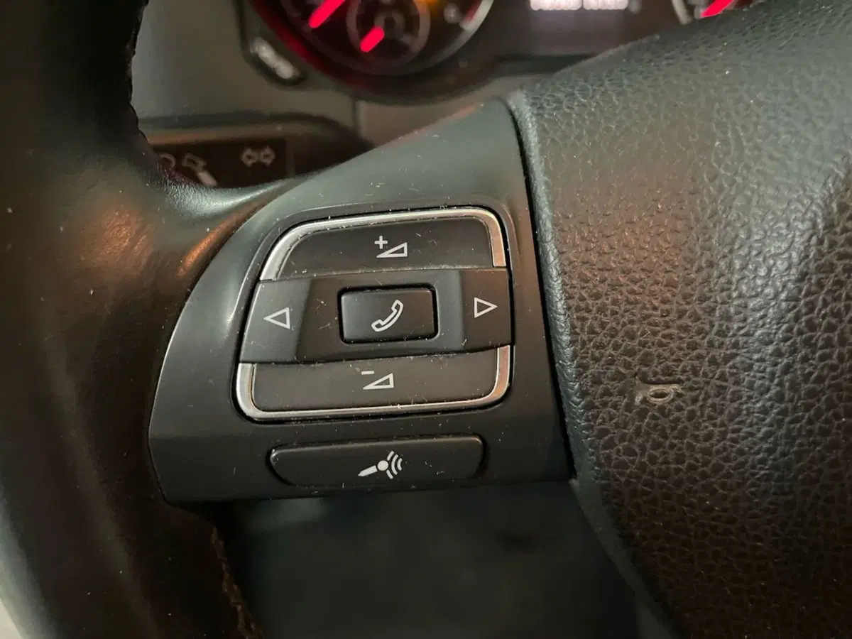 Volkswagen Sharan usata a Ancona (20)