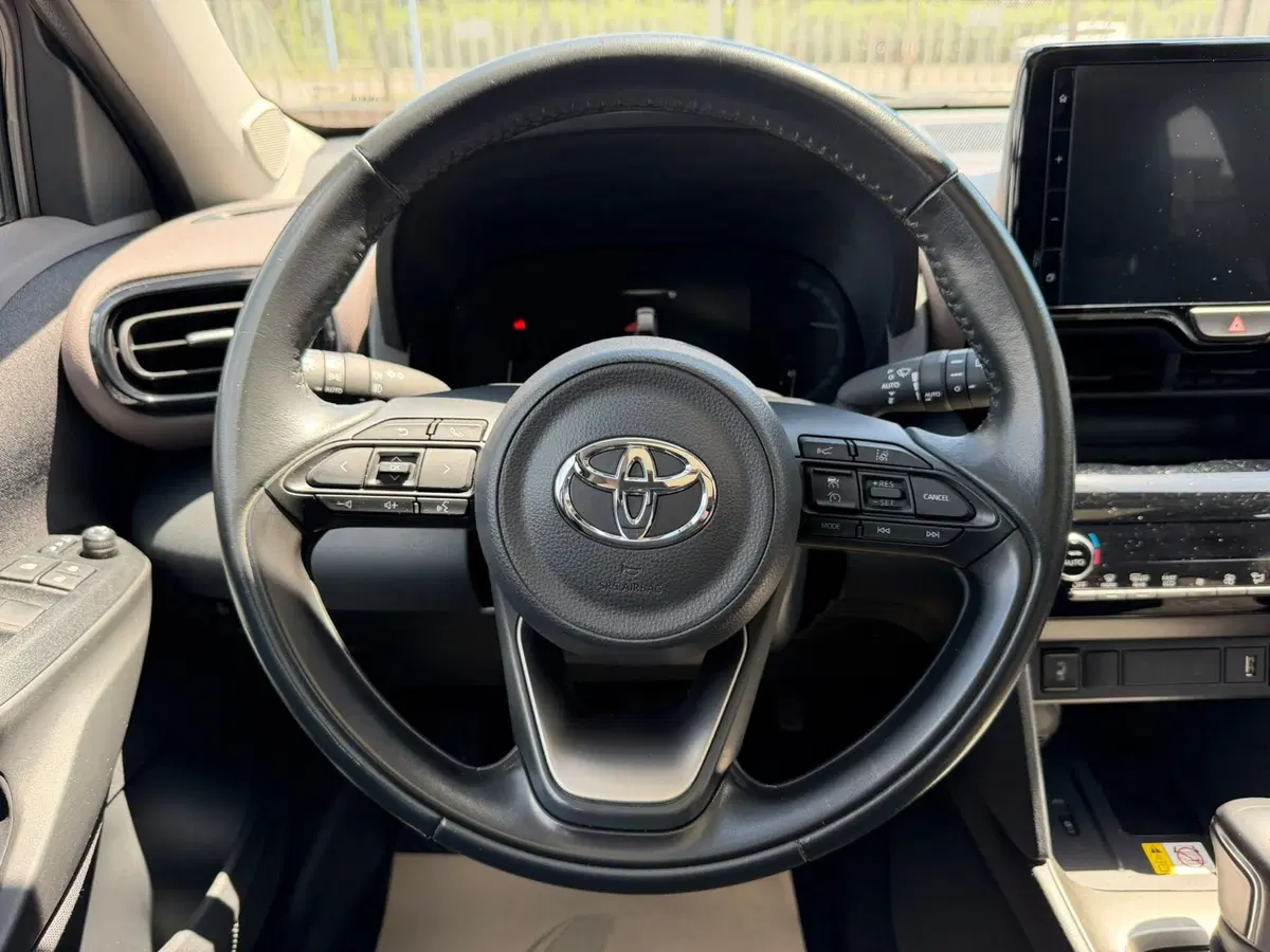 Toyota Yaris Cross usata a Brescia (15)