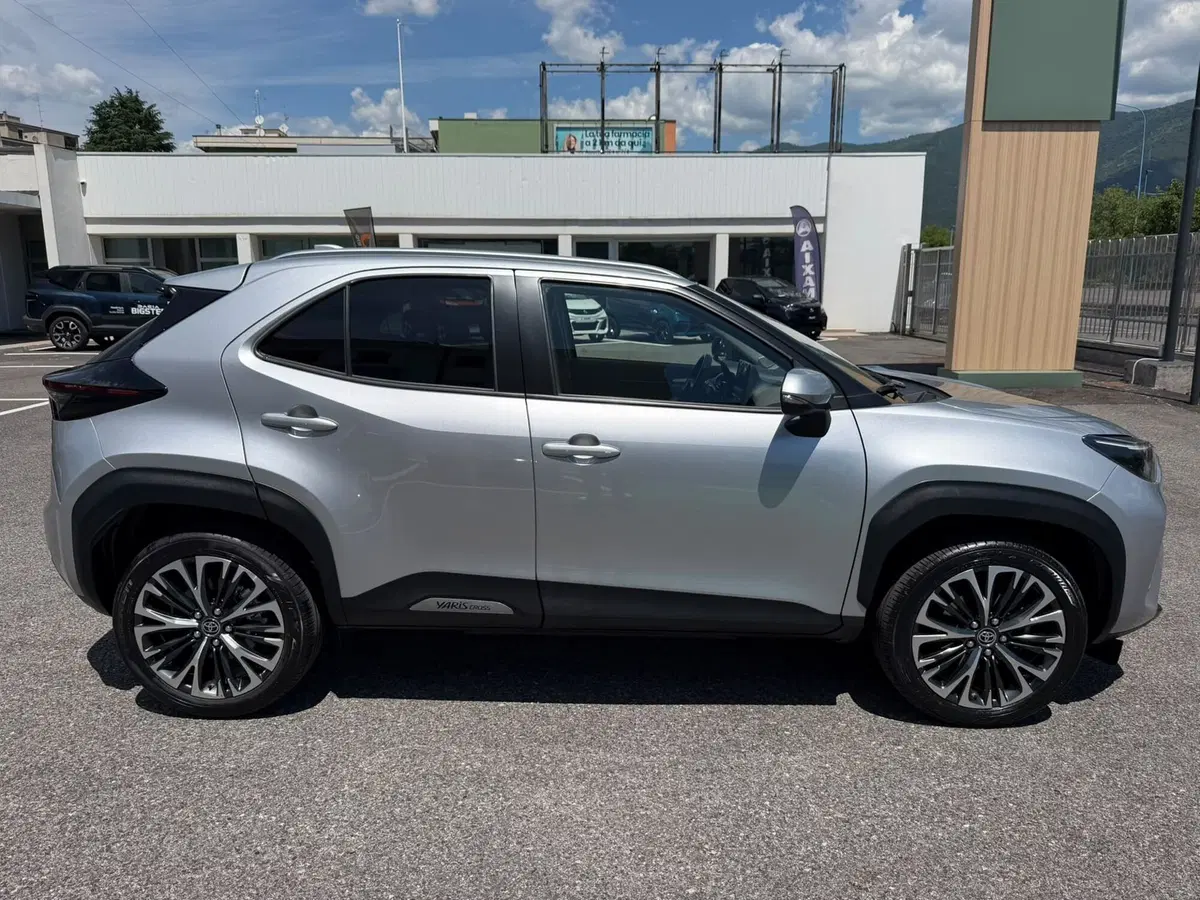 Toyota Yaris Cross usata a Brescia (4)