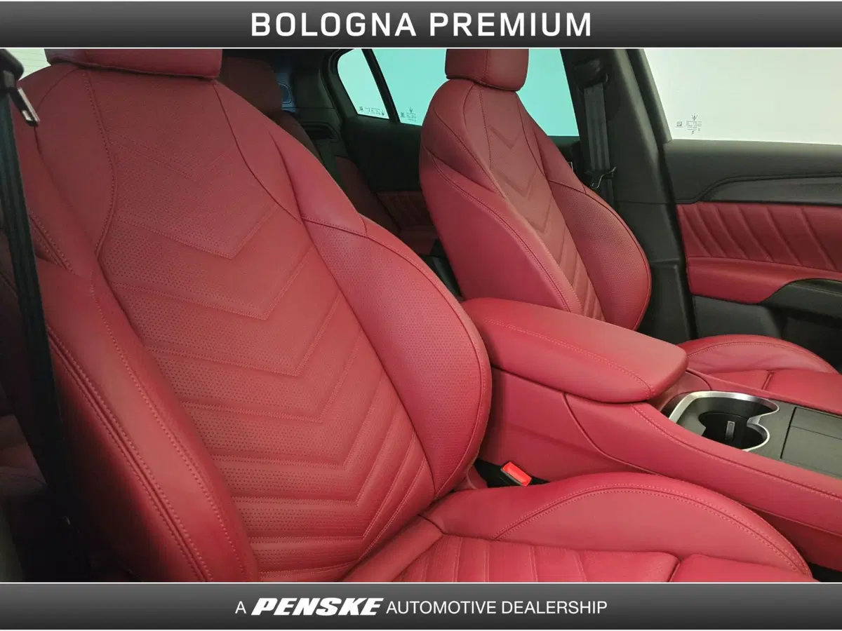 Maserati Grecale usata a Bologna (18)