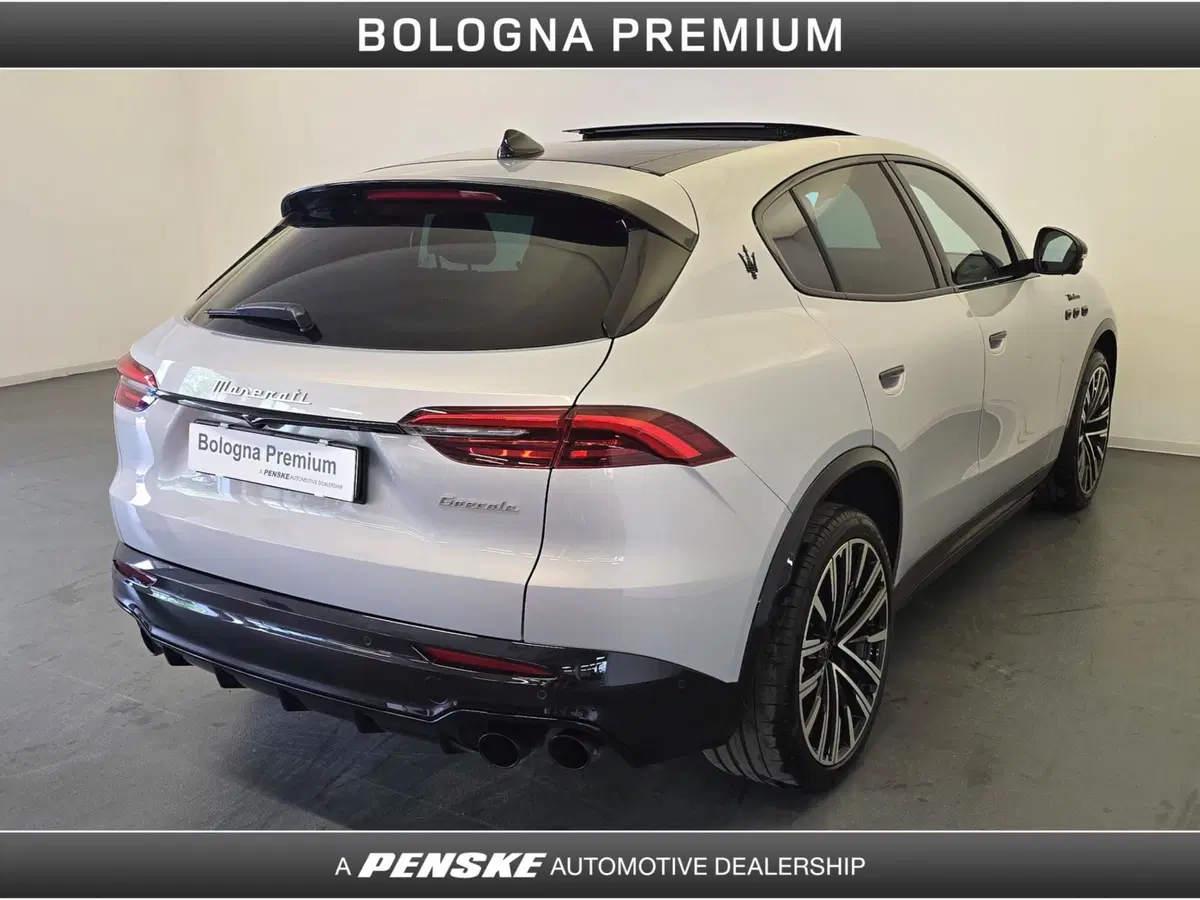 Maserati Grecale usata a Bologna (2)
